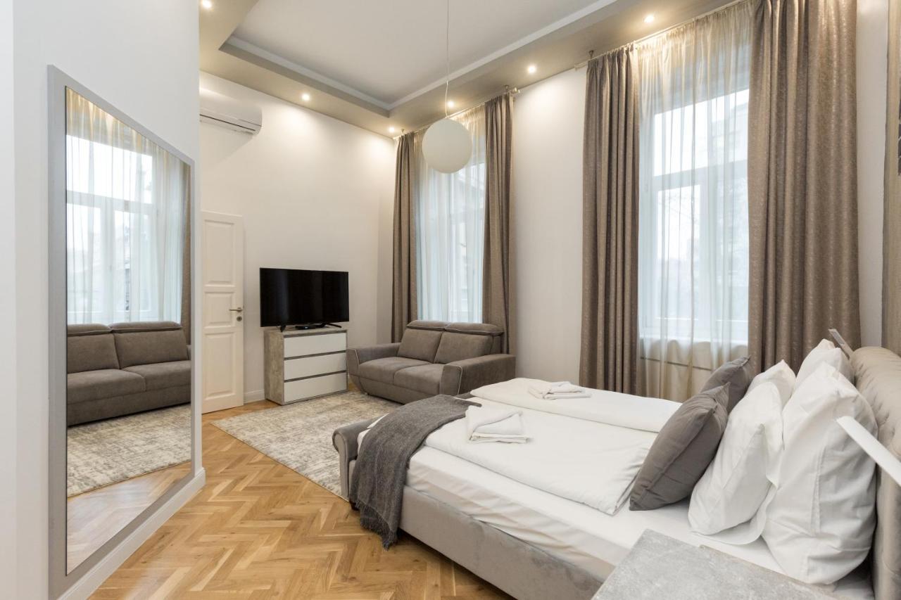 City Center Grand Luxury W 2Br/2Bt Apartment Budapesta Exterior foto