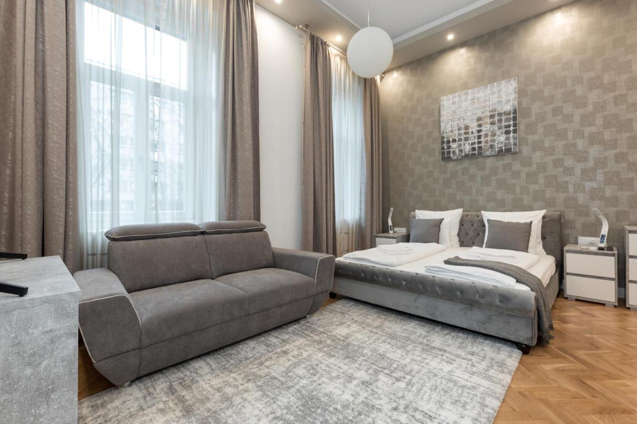 City Center Grand Luxury W 2Br/2Bt Apartment Budapesta Exterior foto